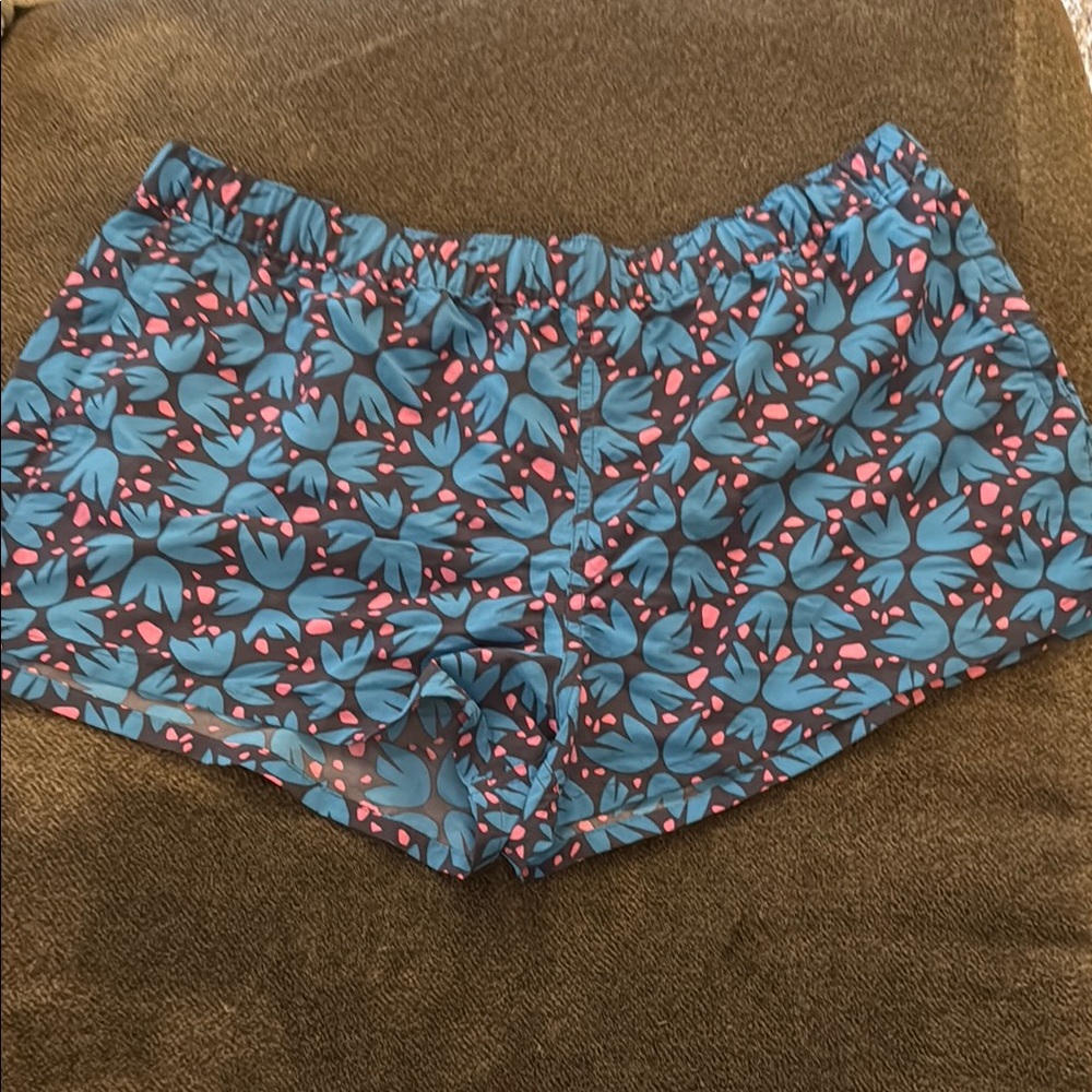 Patagonia Men’s floral board shorts size XL